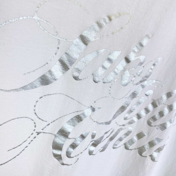 ⚡️SOLD⚡️ vintage saks fifth avenue metallic logo tee - Picture 4 of 6